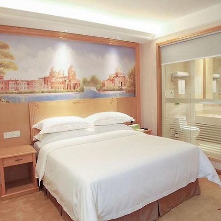 Vienna Hotel Qingyuan Yingde Guangming Road ภายนอก รูปภาพ
