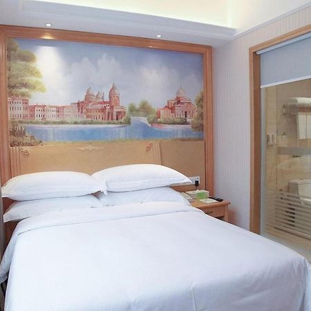 Vienna Hotel Qingyuan Yingde Guangming Road ภายนอก รูปภาพ