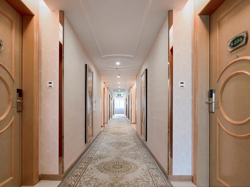 Vienna Hotel Qingyuan Yingde Guangming Road ภายนอก รูปภาพ