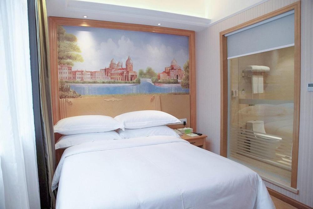 Vienna Hotel Qingyuan Yingde Guangming Road ภายนอก รูปภาพ