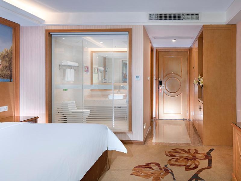 Vienna Hotel Qingyuan Yingde Guangming Road ภายนอก รูปภาพ